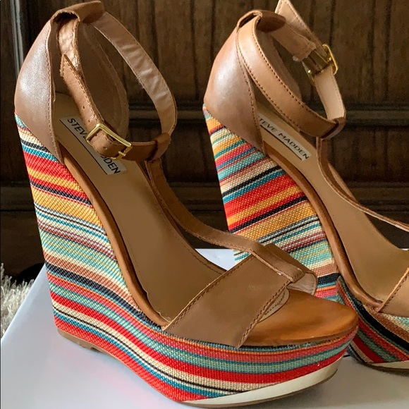 Women’s wedge - Picture 2 of 4